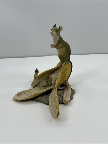 Border fine arts mouse on - mouse,
