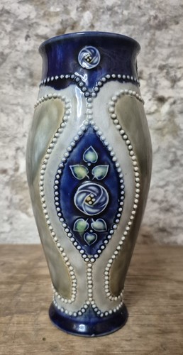 Royal doulton lambeth vase - doulton,