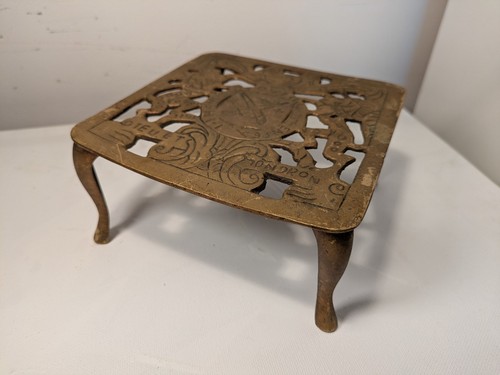 Vintage brass trivet - vintage, pan