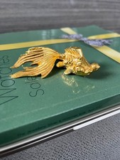 Fantail goldfish figurine metal gold plate?