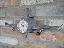 Vintage Airplane Clock – Rustic Aviation Decor, Retro Metal Wall or Freestand