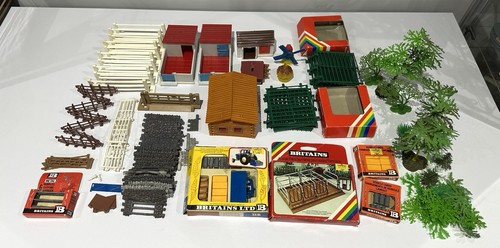 Large vintage britains - large,