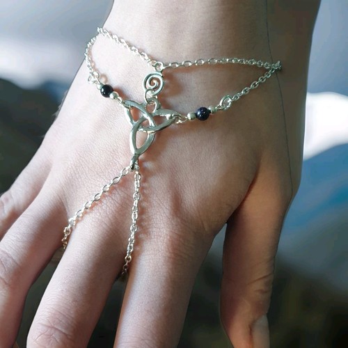 Celtic triquetra goldstone - triquetra,