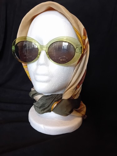 70s retro oval lens - retro,
