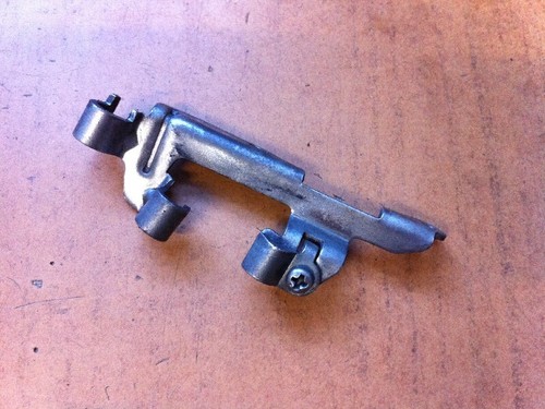 Cable routing from - , carburetor
