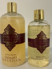 BOOTS ROYAL JELLY CREAM FOAM