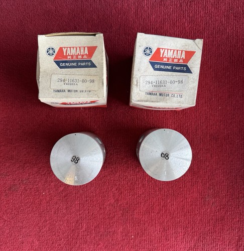 Yamaha tr2b pistons - pistons, (2)