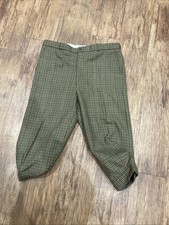 Christopher Dawes Check shooting Breeks