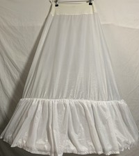 Vintage white 100% nylon petticoat skirt size 8/10