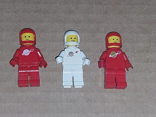 Lego classic space minifigures - classic,