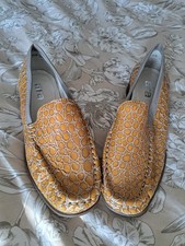 Lovely Ara Mustard Coloured