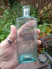 Rare Pictorial Medicine/Cure Bottle Gedge Chemist Malvern Link Worcestershire