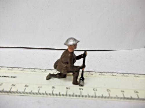 Crescent hollow cast soldier - crescent,
