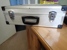 QUALITY ALLUMINIUM FLIGHT CASE - CD STORAGE CASE - PLEASE LOOK