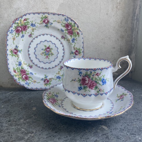 Vintage royal albert - royal,