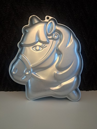 Wilton horse head cake - head, /