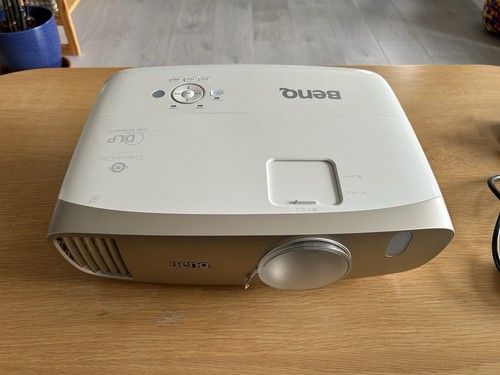 Benq w2000 1080p home - 1080p,