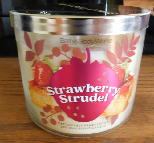 Bath body works strawberry - &,
