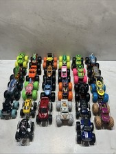 32 x Monster Jam Hot Wheels