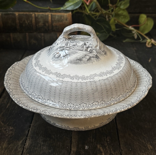 Meir son ironstone lidded - &,