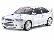 BRAND NEW Tamiya Ford Escort Custom 1998 58691   BUILT but not used  Free P&P