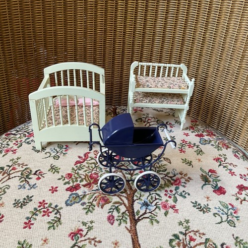 Dolls house nursery - nursery, items
