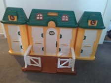 Chestnut Ridge Stable Playset Vintage With Horses 1990's Toys R Us Folding