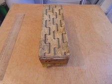 VINTAGE ORIGINAL MID-CENTURY FOOTPRINT PIPE WRENCH 9" NO.698 STORAGE BOX.