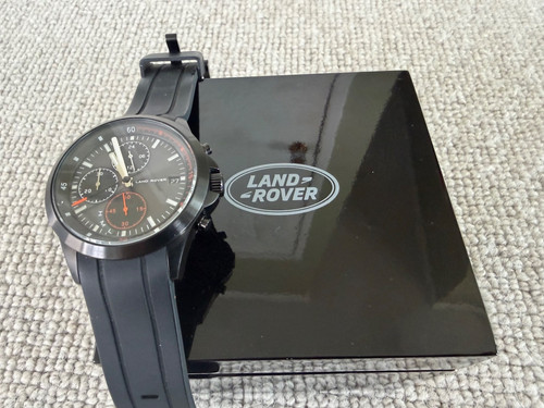 Mens land rover - solar, powered
