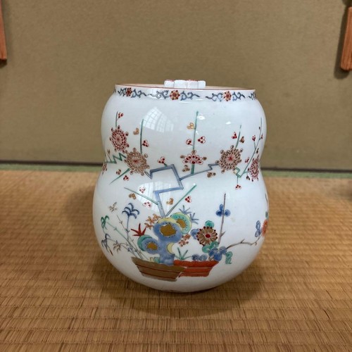 Kakiemon gourd shaped - gourd-shaped, tea