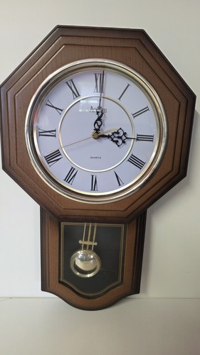 Woodstock wood effect pendulum - wood,
