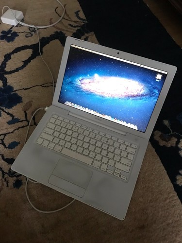 Apple macbook a1181 - apple,