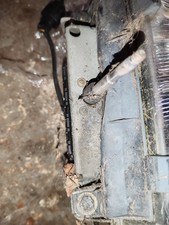 Volvo V70 2002 headlight wiper