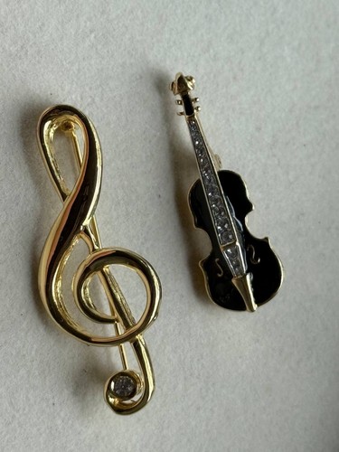 Vintage violin brooch - a&s,