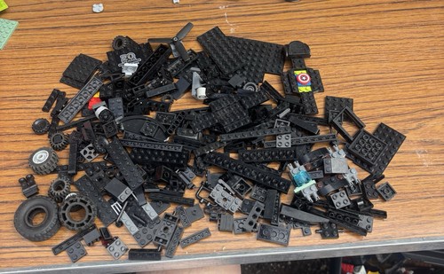 Lego mixed black parts - lego,
