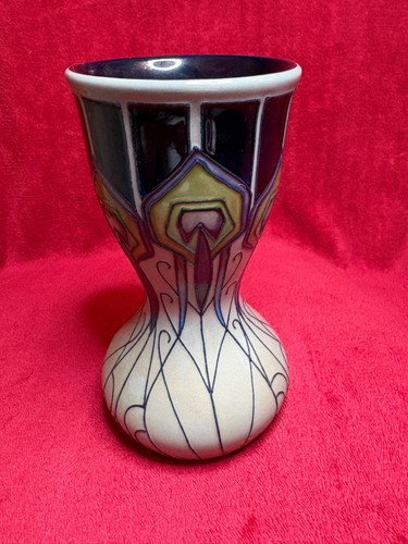 Moorcroft peacock parade - "peacock, parade"