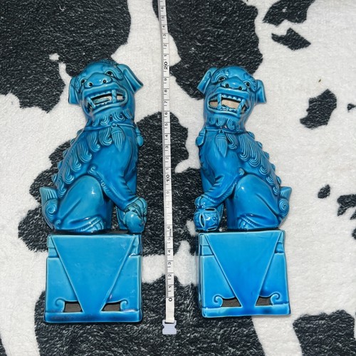 Vintage pair chinese blue - of,