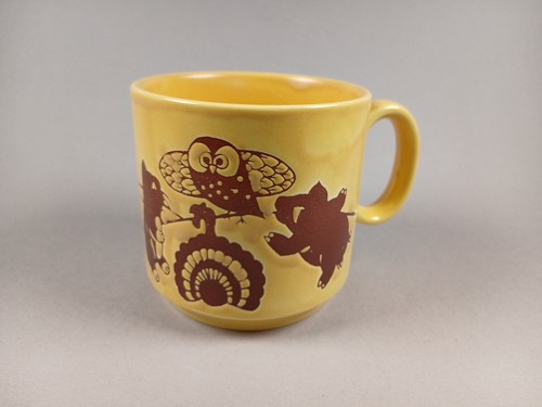 Vintage pottery mug - mug, ~