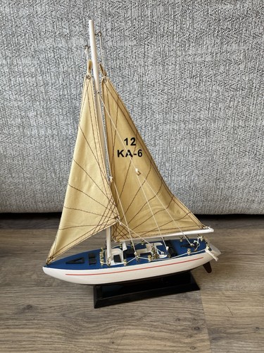 Model sailing ship - sailing,