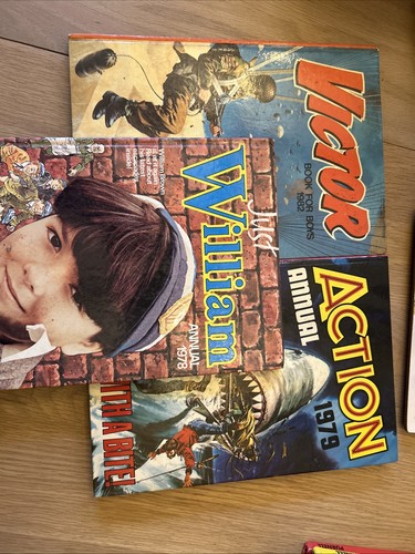 Vintage boys comic annuals - boys, 3