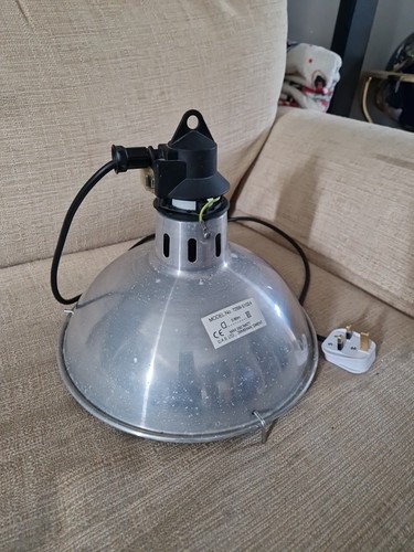 Vintage metal heat lamp good - vintage,