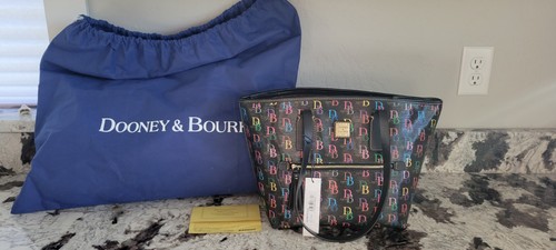 Dooney bourke logo print - bourke,