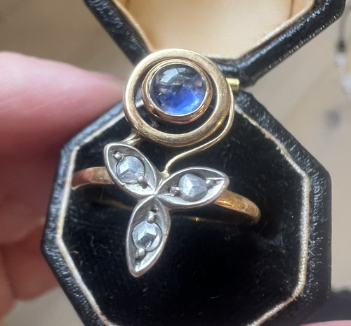 Antique art nouveau - nouveau, 18ct