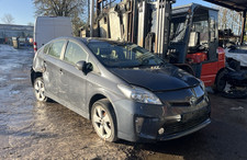 TOYOTA PRIUS MK3 - BREAKING