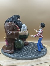 Royal Doulton Figure : Harry Potter : Harry's 11th Birthday : Hagrid, Hogworts 