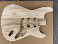 ELECTRIC GUITAR BODY