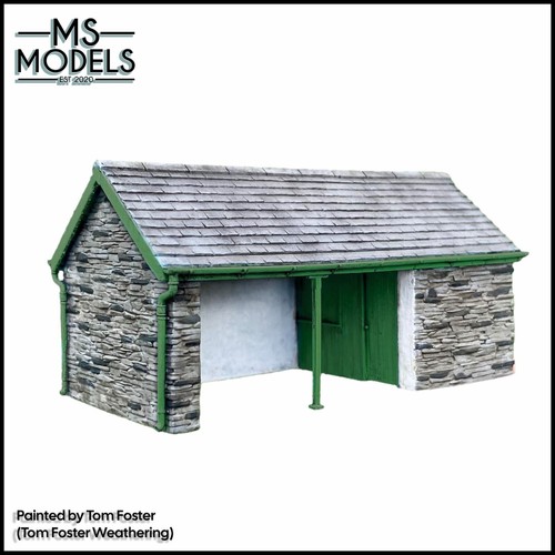 Narrow gauge station building - narrow,