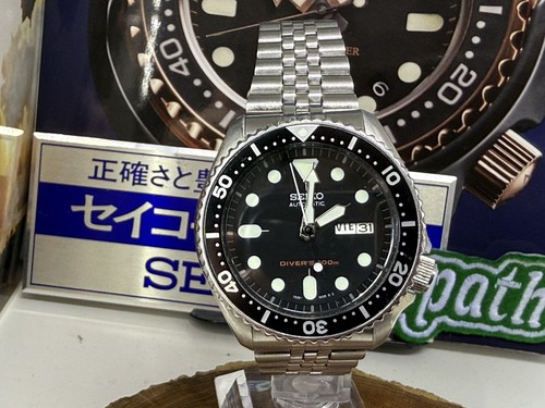 Seiko men black watch - watch,