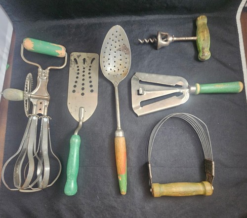 Vintage green wooden - vintage, handle