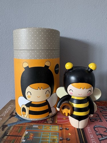 Momiji doll queenie - doll, (bee)